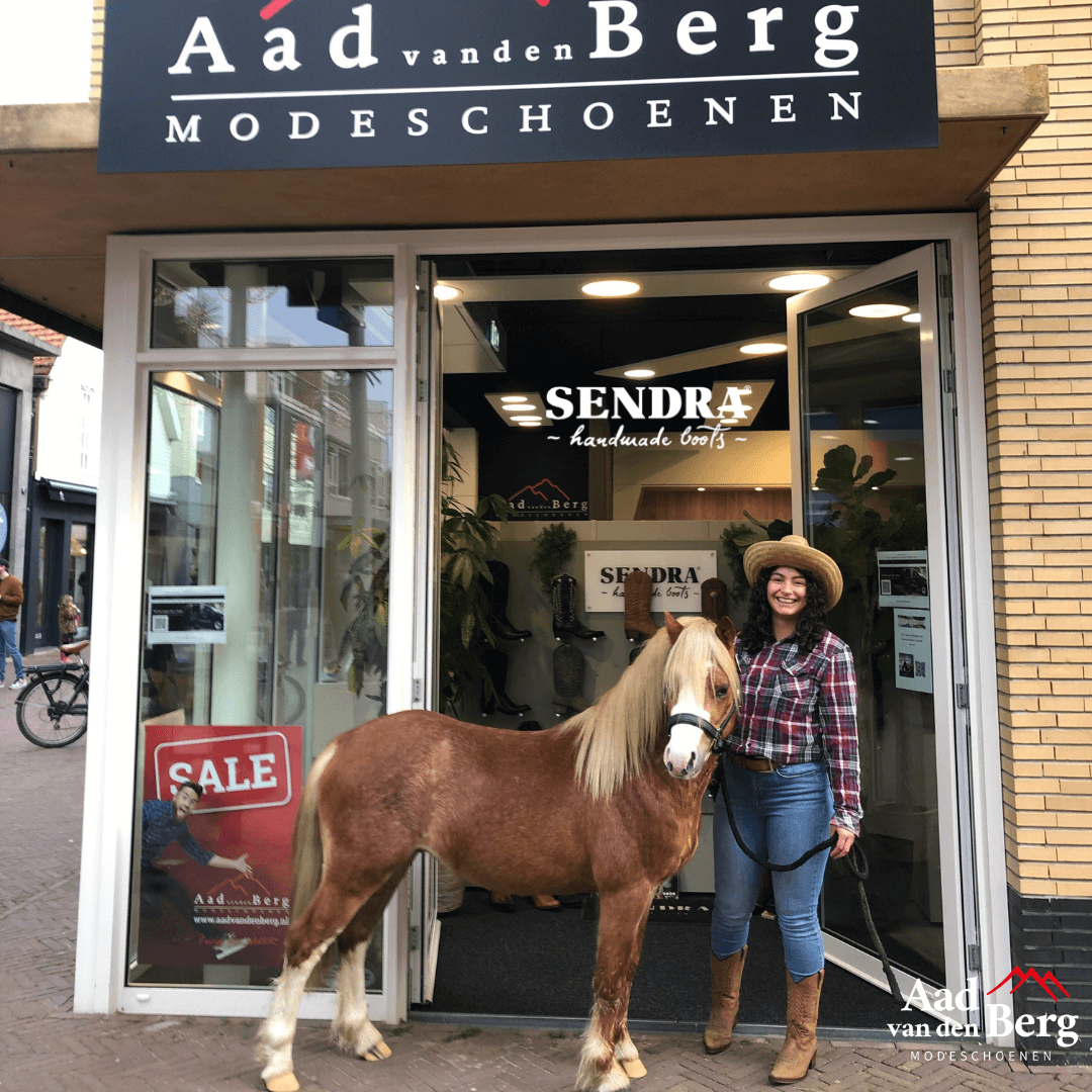 Miquitte en Sendra bij Aad van den Berg Modeschoenen