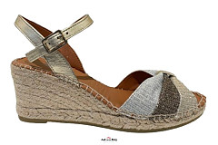 Viguera Damesschoenen Sandalen goud