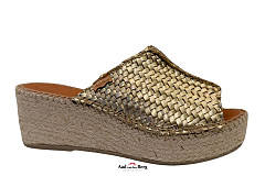 Toni Pons Damesschoenen Slippers goud